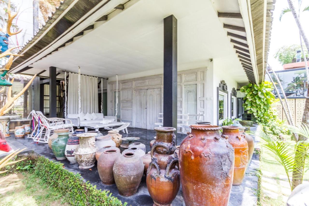Morabito Art Resort 勒吉安 外观 照片