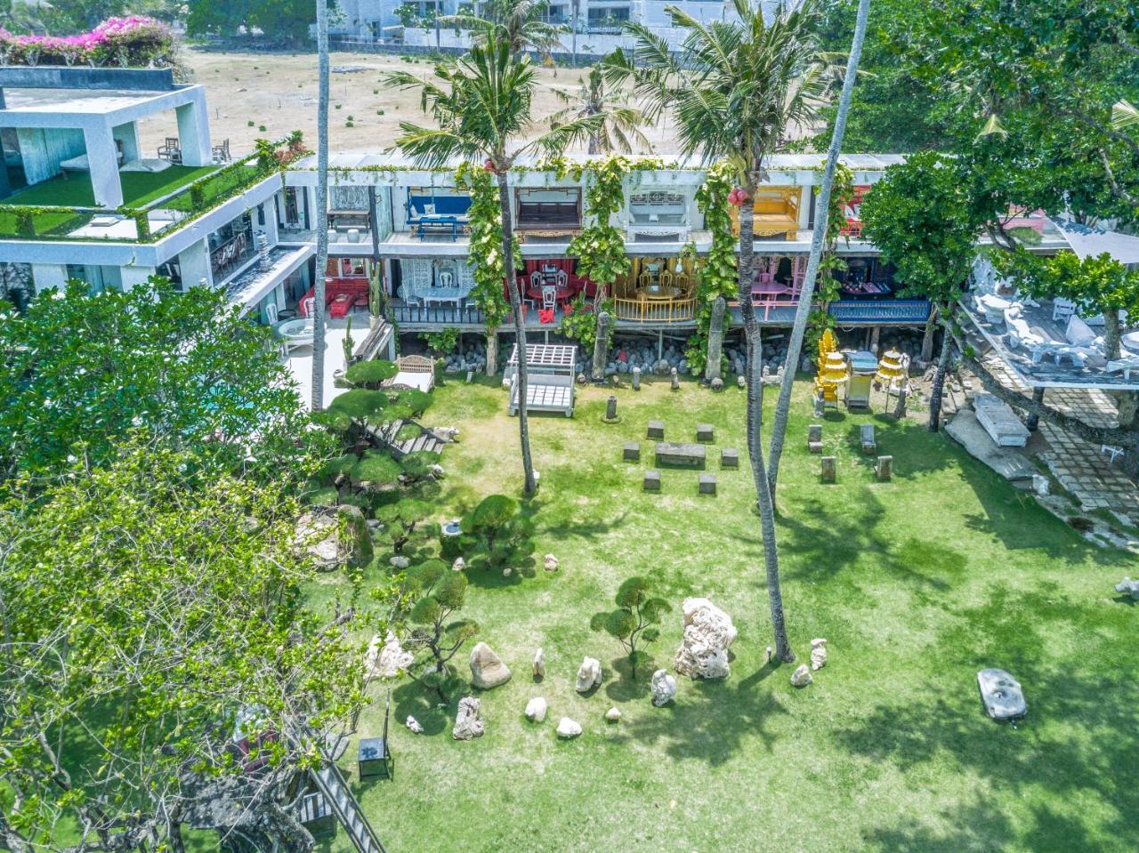 Morabito Art Resort 勒吉安 外观 照片